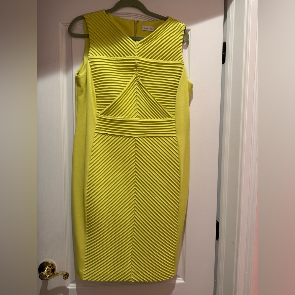 Calvin Klein Sheath Dress in Citron Size 14W